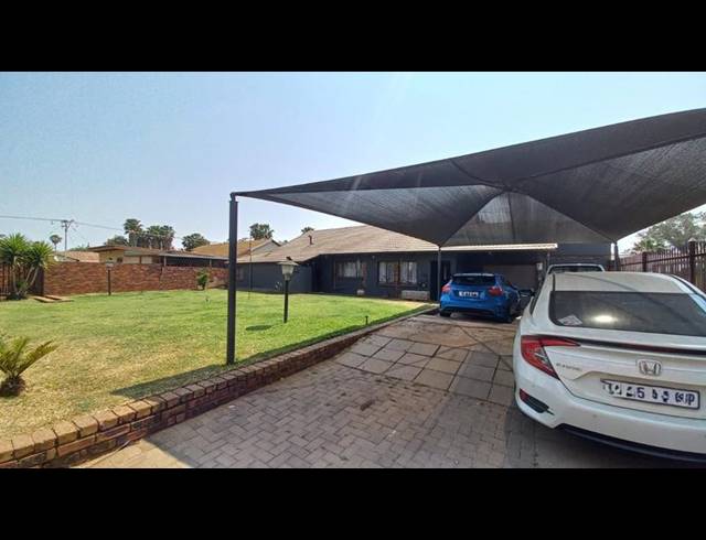 3 BEDROOM HOUSE FOR SALE IN CLAREMONT